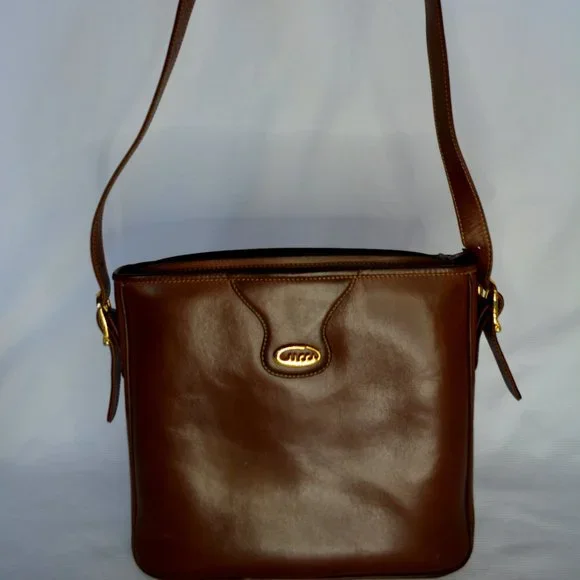 Gucci | Bags | Gucci 97s Script Logo Leather Shoulder Bag | Poshmark